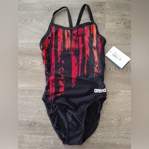 Arena New Women’s Athletic Competition Swim Bathing Suit One Piece Size 28